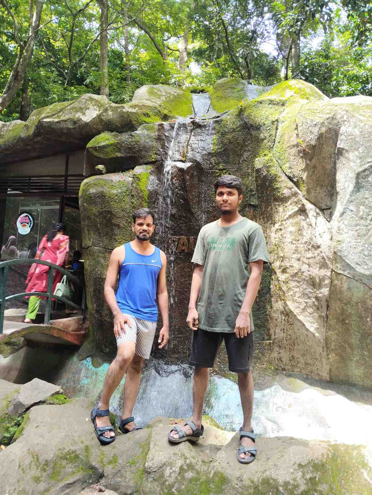 Madurai to Palaruvi Trip